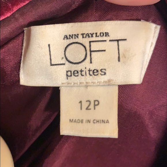 LOFT Velvet Red Jacket 12p - Picture 2 of 4